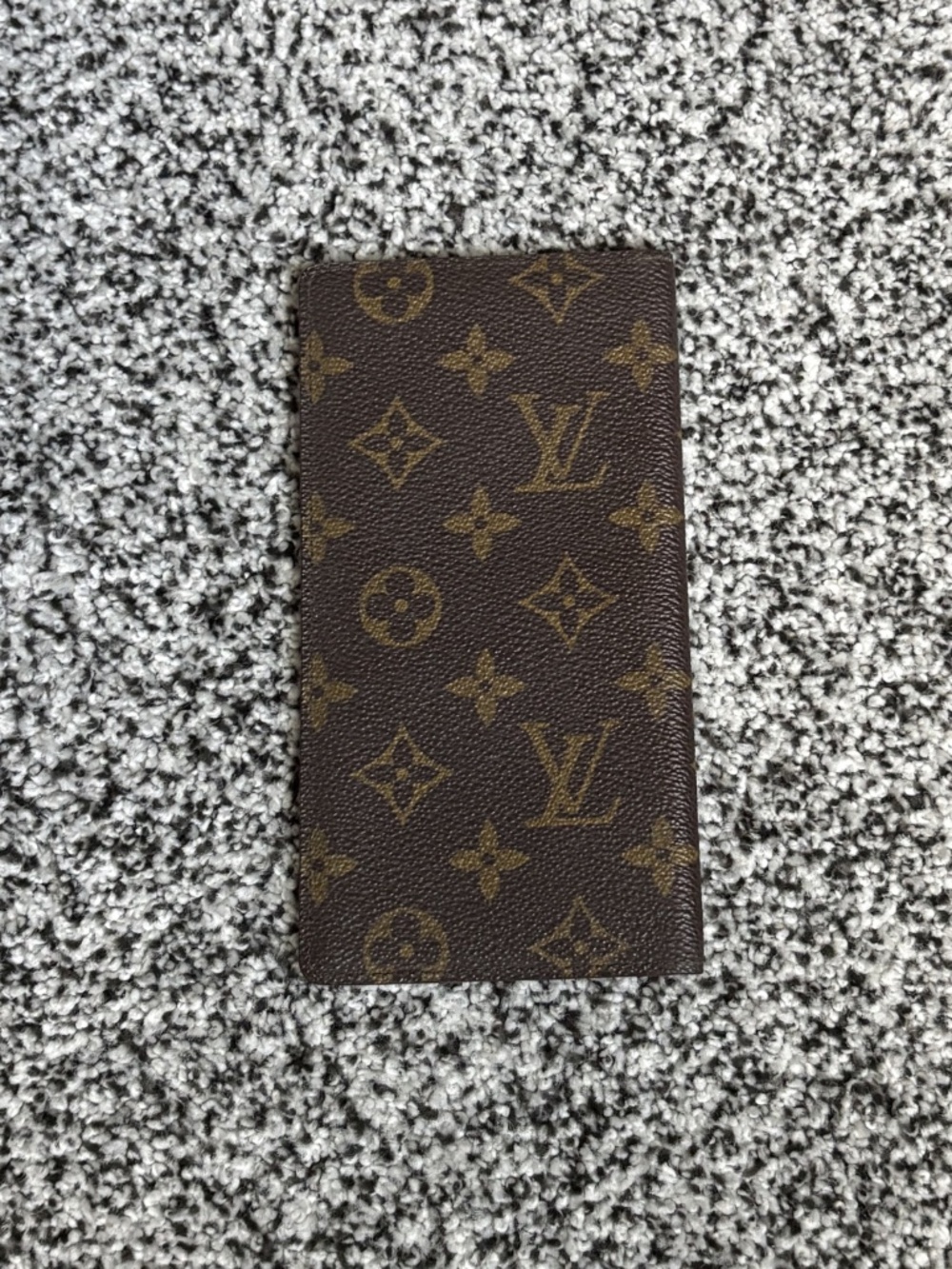 Authentic Louis Vuitton Agenda Oriental Cover - Picture 2 of 12
